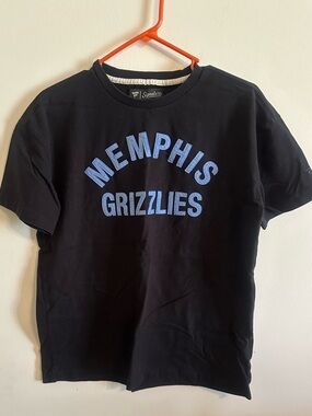 Memphis Grizzlies Vintage Stitched Black Tee with Blue Lettering